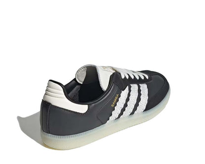 Adidas Samba OG "Carbon" W