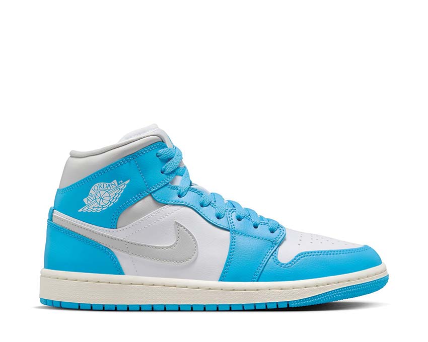 Air Jordan 1 Mid W "Powder Blue"