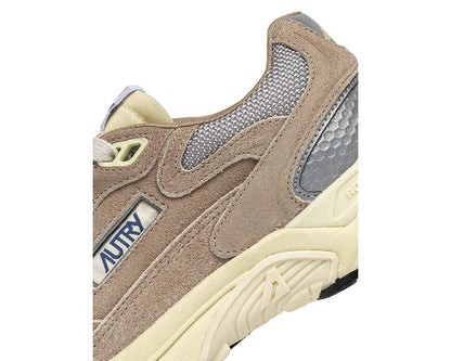 Autry Hyperway Low "Moon"