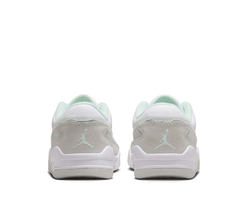 Jordan Flight Court W