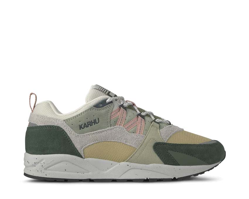 Karhu Fusion 2.0 "Darkest Spruce / Cameo Rose"