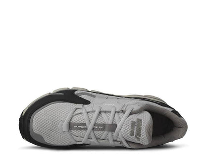 Karhu Super Fulcrum "Jet Black"