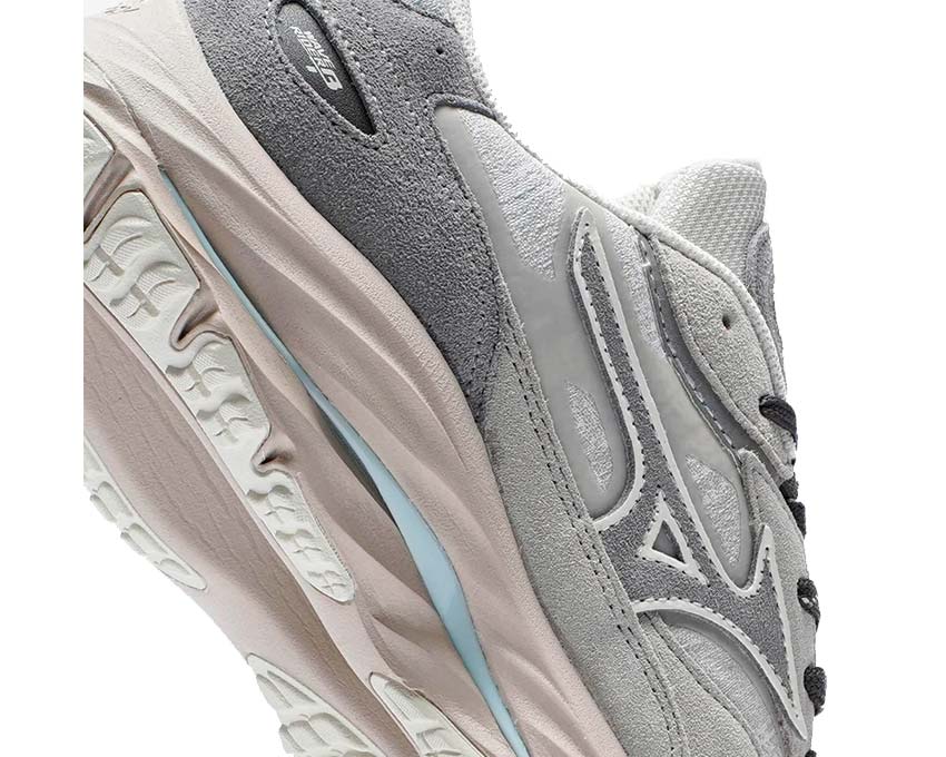 Mizuno Wave Rider Beta "Mimetics"