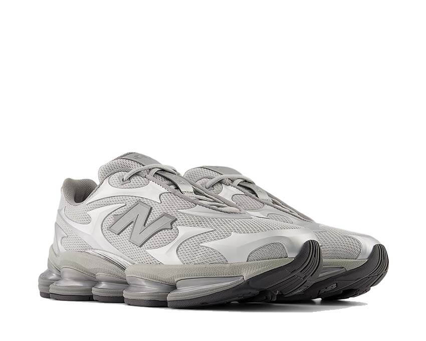 New Balance 2000 "Silver Metallic"