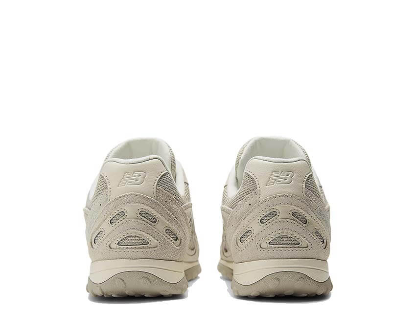 New Balance 204L "Sea Salt"