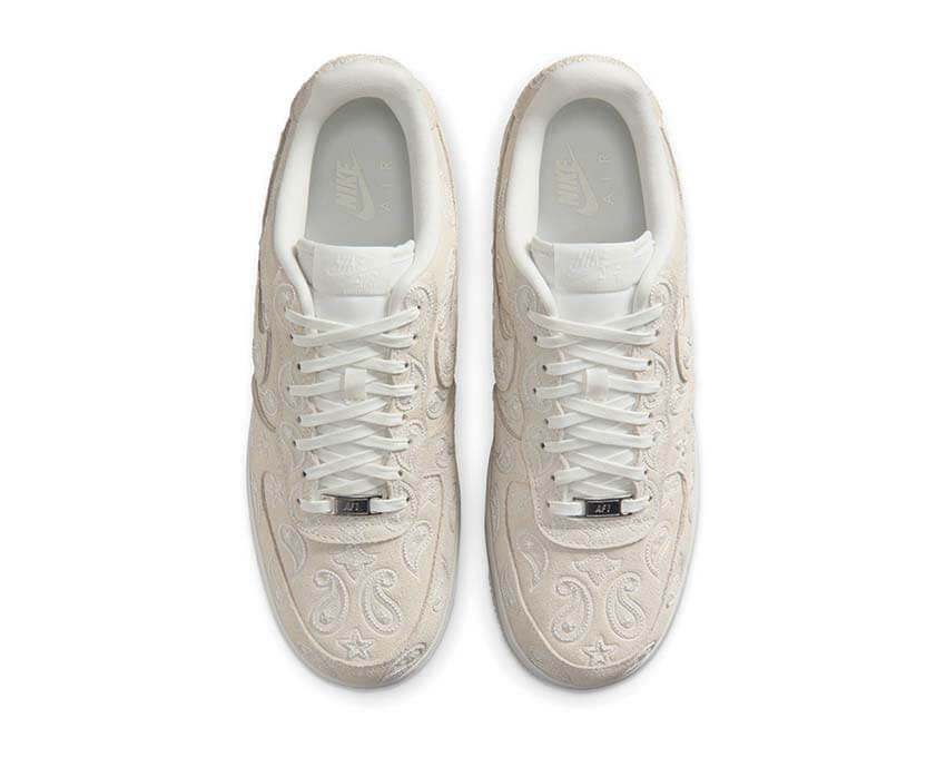 Nike Air Force 1 '07 Lv8 "Paisley"