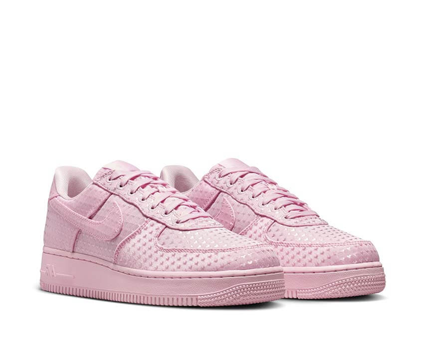 Nike Air Force 1 '07 Low SE W "Valentine's Day"