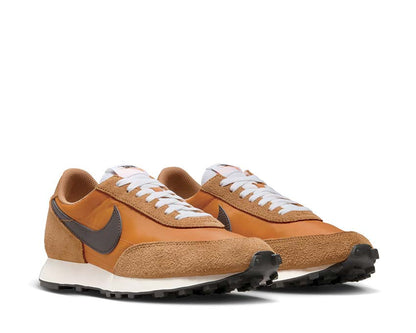 Nike Daybreak SP "Flax"