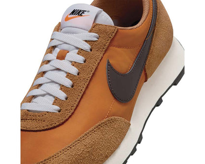 Nike Daybreak SP "Flax"