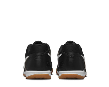 Nike Gato