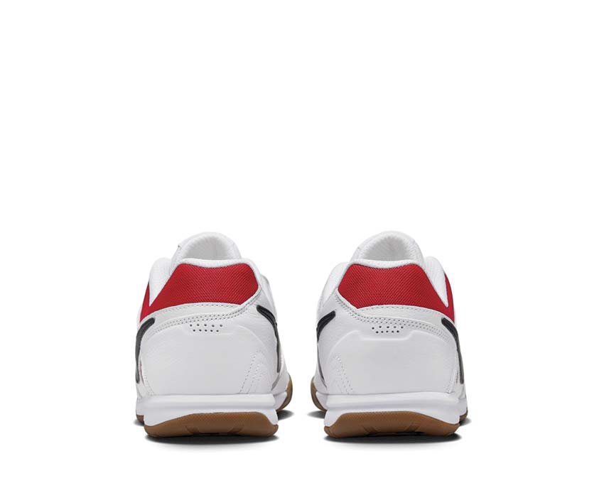 Nike Gato