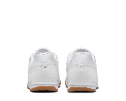Nike Gato