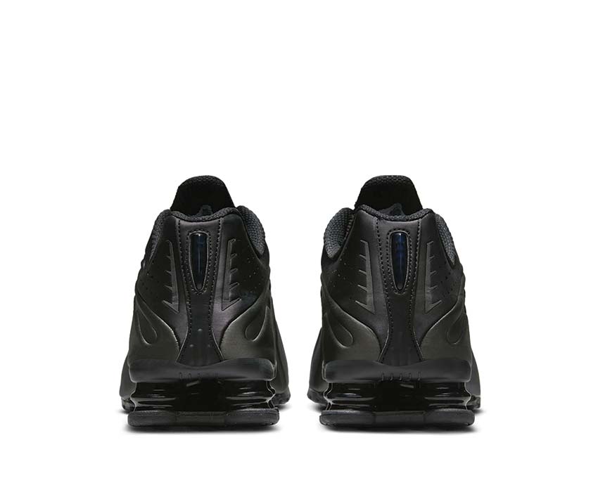 Nike Shox R4 "Black Crimson"