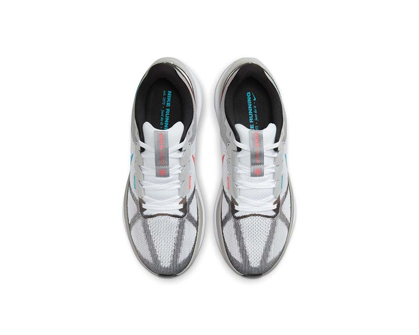 Nike Structure 25