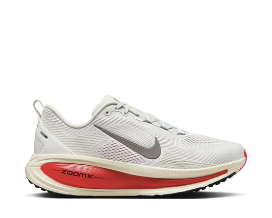 Nike Vomero 18 "Siren Red"