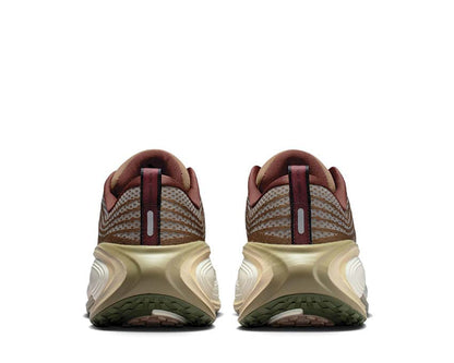 Nike Vomero Plus "Pecan"