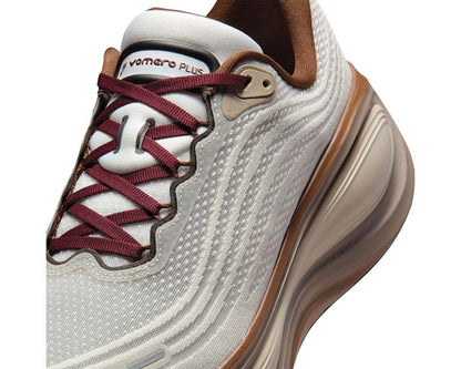 Nike Vomero Plus "Sail"