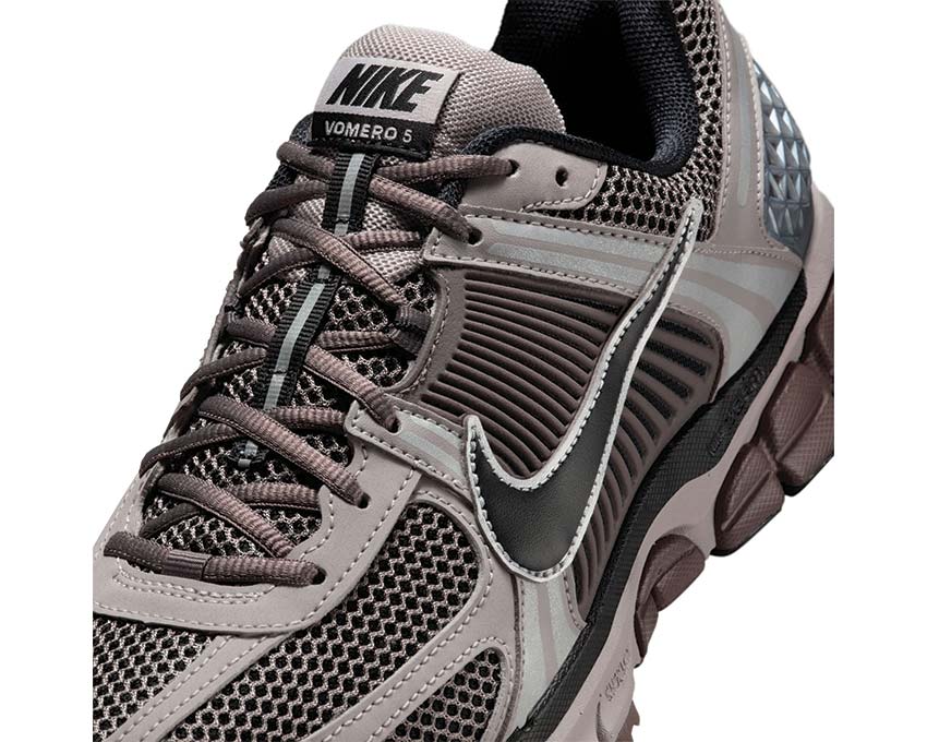 Nike Zoom Vomero 5 "Cave Stone"