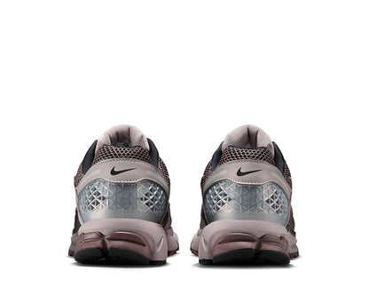 Nike Zoom Vomero 5 "Cave Stone"