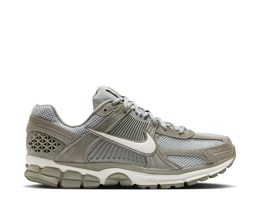 Nike Zoom Vomero 5 "Dark Stucco"