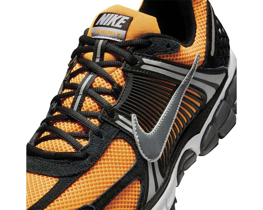 Nike Zoom Vomero 5 "Sundial"