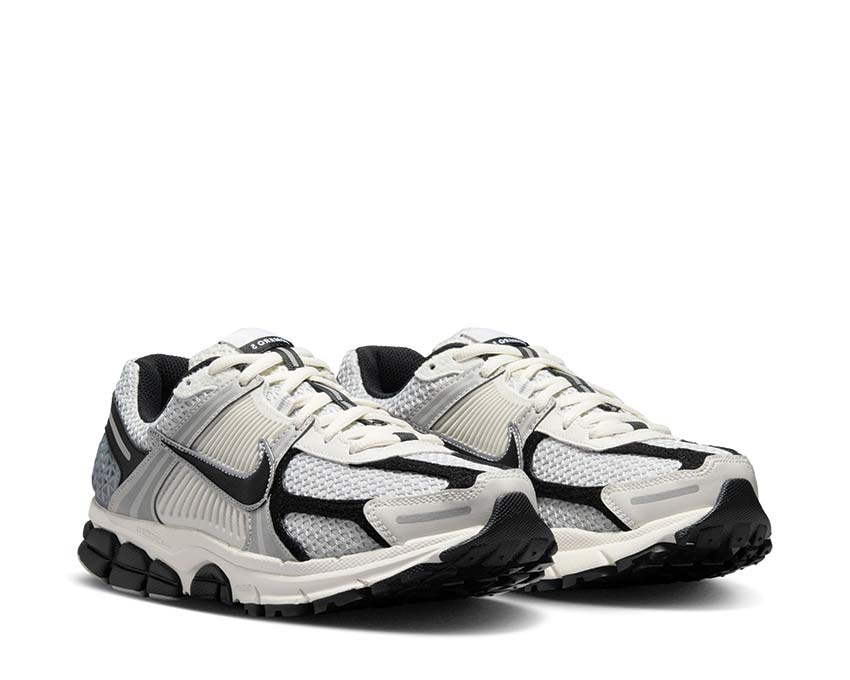 Nike Zoom Vomero 5 W "Photon Dust"