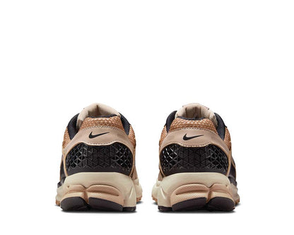 Nike Zoom Vomero 5 W "Sanddrift"