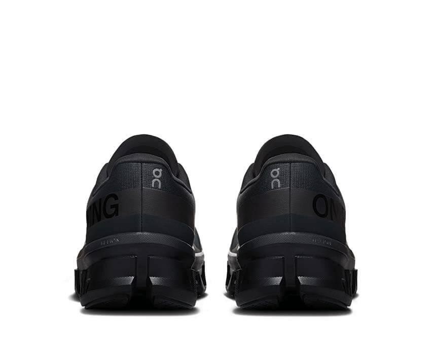 On Cloudmonster "Black"