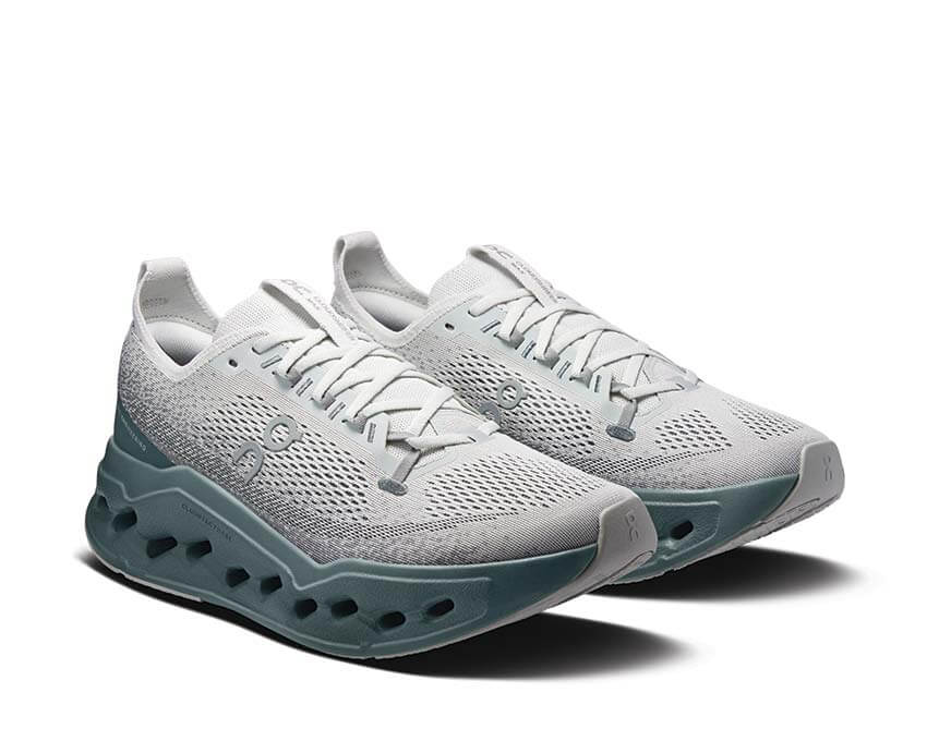 On Cloudsurfer Max "Iceberg"