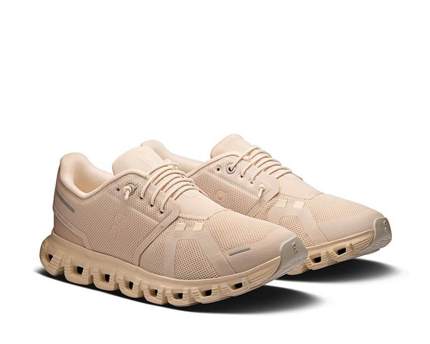 On Cloud 6 W "Sand"
