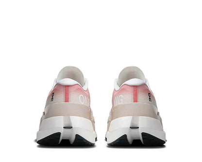 On Cloudboom Max "Pearl"