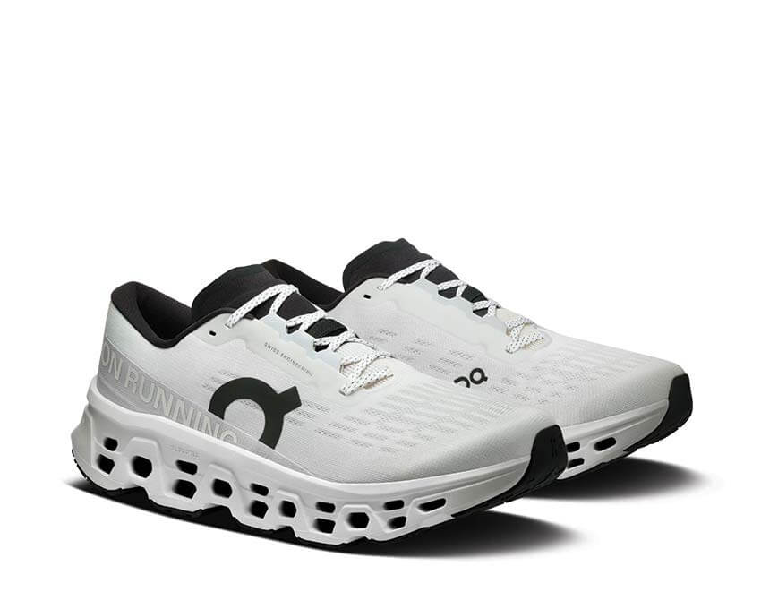 On Cloudmonster 3 "White"