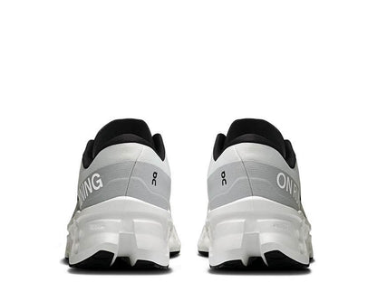 On Cloudmonster 3 "White"