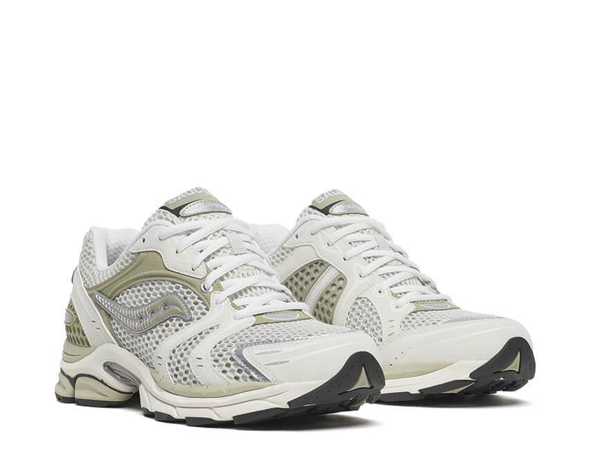 Saucony Progrid Triumph 4 "White Onyx"