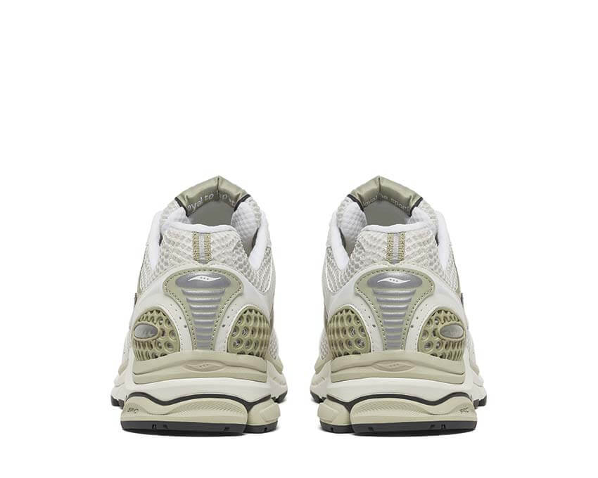 Saucony Progrid Triumph 4 "White Onyx"