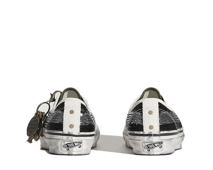 Vans Authentic 44 LX "Black"