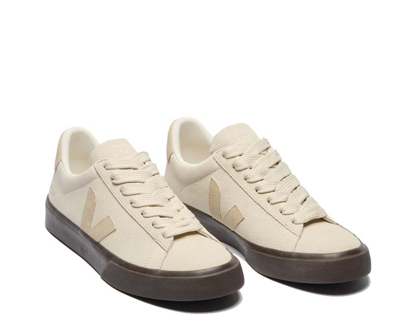 Veja Campo Suede "Almond"