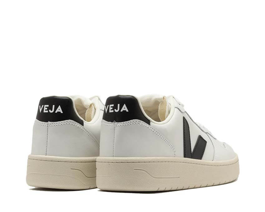 Veja V-10 Prime "Black"
