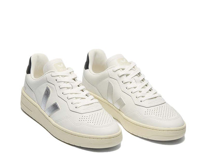 Veja V-90 O.T. Leather "Silver"