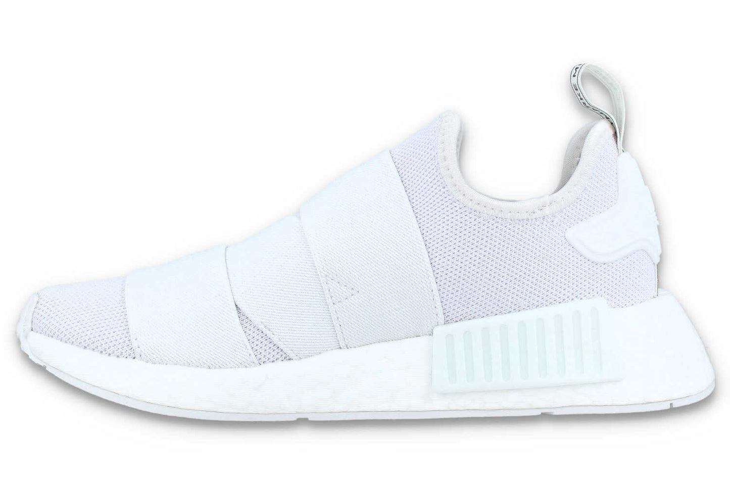 NMD_R1 W