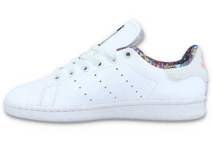 x Hello Kitty - Stan Smith W