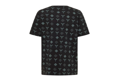 T-Shirt - Black Friday
