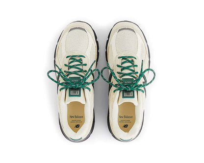New Balance 990v4 Made in USA "Macadamia"