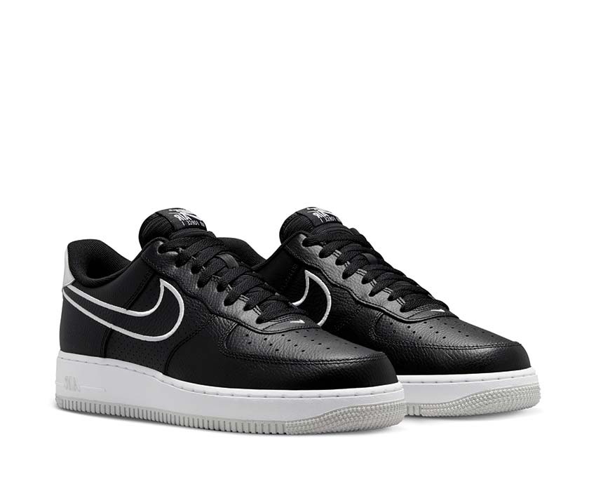 Nike Air Force 1 '07