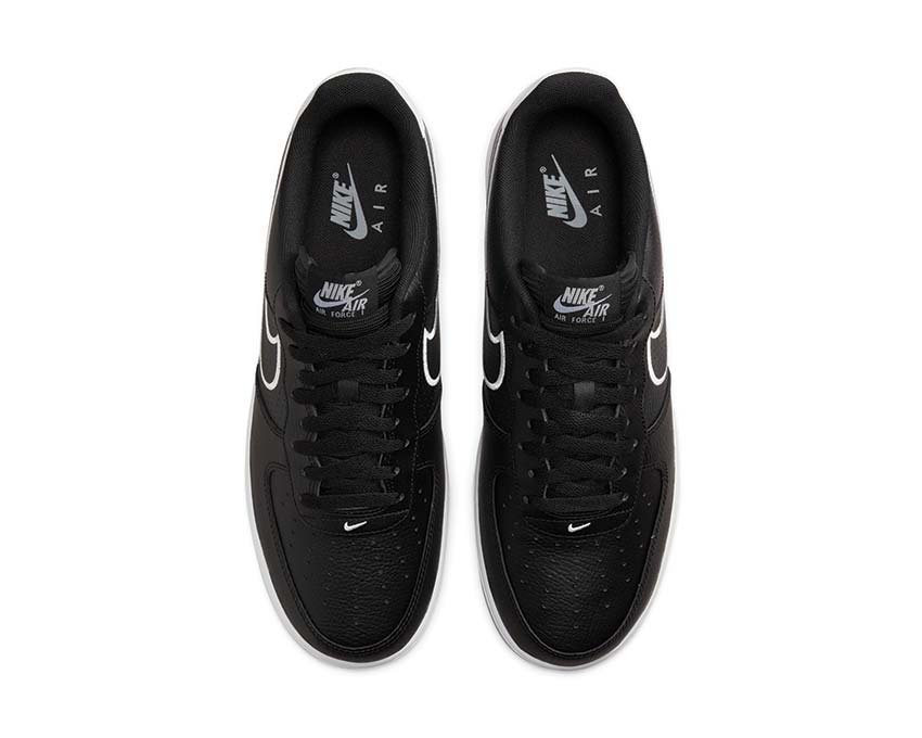 Nike Air Force 1 '07
