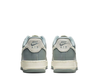 Nike Air Force 1 07 LX