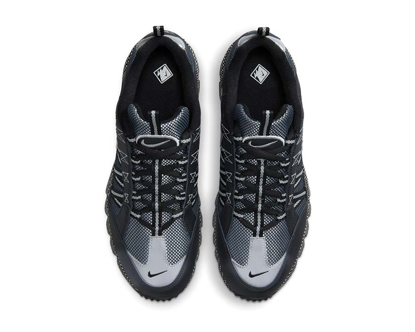 Nike Air Humara QS