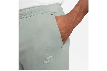 Tech Fleece Lightweight Shorts