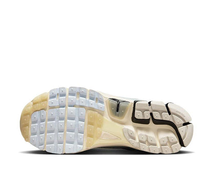 Nike Zoom Vomero 5 Premium "Supersonic"
