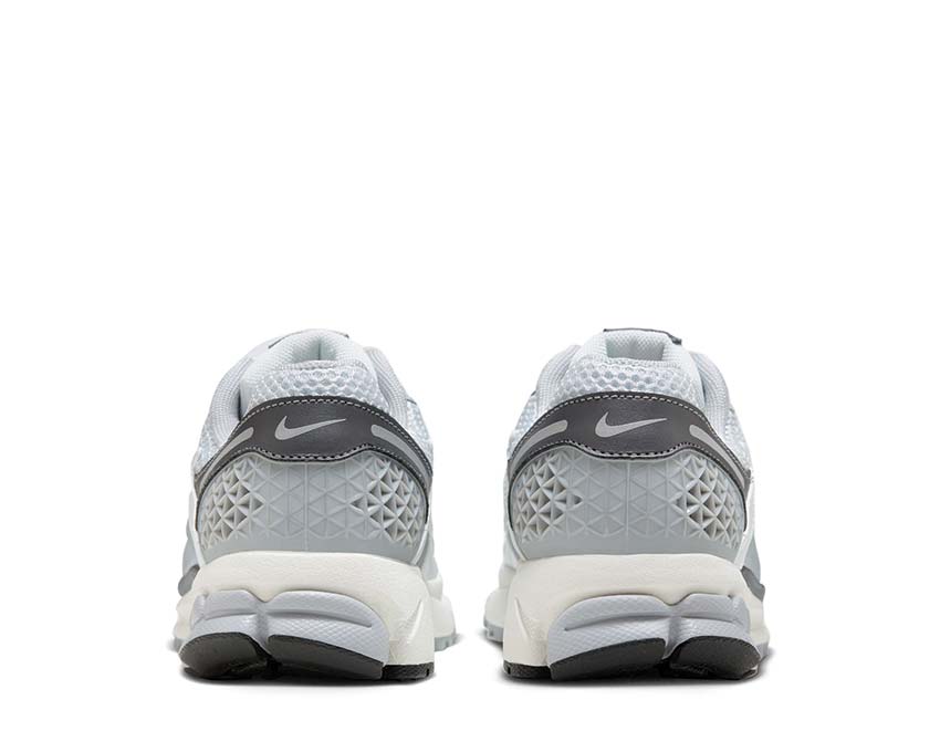 Nike Zoom Vomero 5 W
